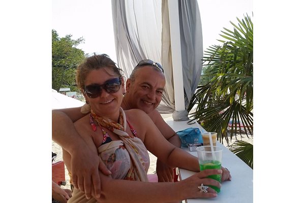 Гълъб Донев на почивка със съпругата си Нели