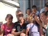 Изхвърлят на улицата 7-членното семейство на най-популярния кукер в Перник (видео)