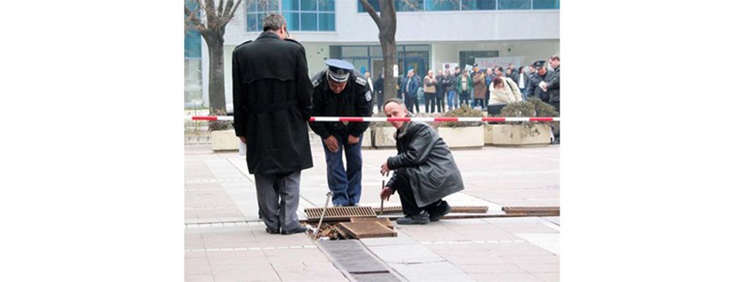 Кьоравия е ликвидиран пред хотел "Ален мак" в Благоевград на 20 януари 2005 година