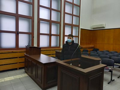 Лазар Крумов призна вината си пред Пловдивския окръжен съд.
