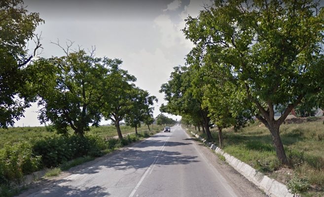 Пътят Карлово - Сопот СНИМКА: GoogleStreet View