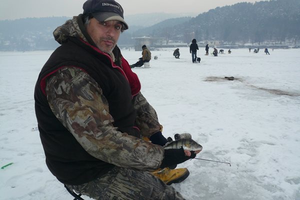 Как да ловите безопасно риба на леда