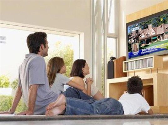 С програмите в HD формат вече цялото семейство може да се чувства като на кино, дори и да е в хола вкъщи.
СНИМКИ: РОЙТЕРС И АРХИВ
