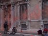 Екоактивисти заляха с боя фасадата на италианския Сенат в Рим (Видео)