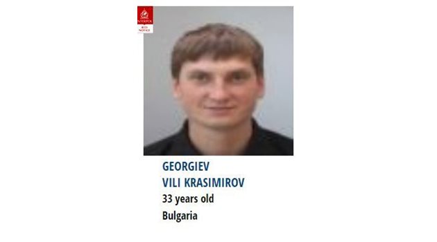 Това е снимката на Вили Георгиев на сайта на Интерпол