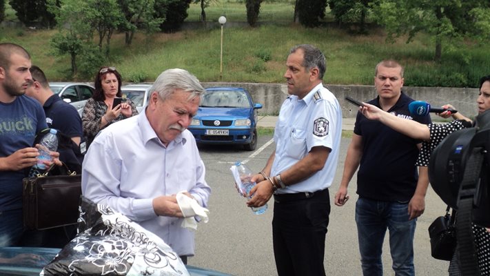 Арестуват началника на сектор "Пътна полиция" в ОД на МВР-Благоевград Данаил Стоицов. СНИМКА: Тони Маскръчка