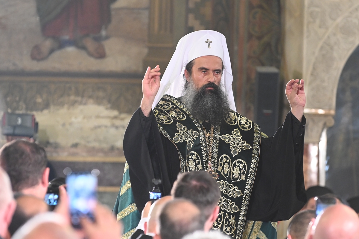 Братът на патриарх Даниил: Изненадах се, че бе избран, но съм сигурен – той ще
служи достойно и усърдно