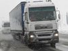 Временно е ограничено движението на тирове по "Тракия" край Пазарджик заради снега
