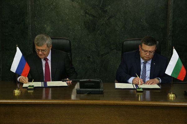 Юрий Чайка и Сотир Цацаров подписаха програма за сътрудничество за периода 2018-2019 г.