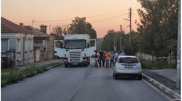 Камионът, блъснал детето в село Прилеп
Снимка: Дойче Веле