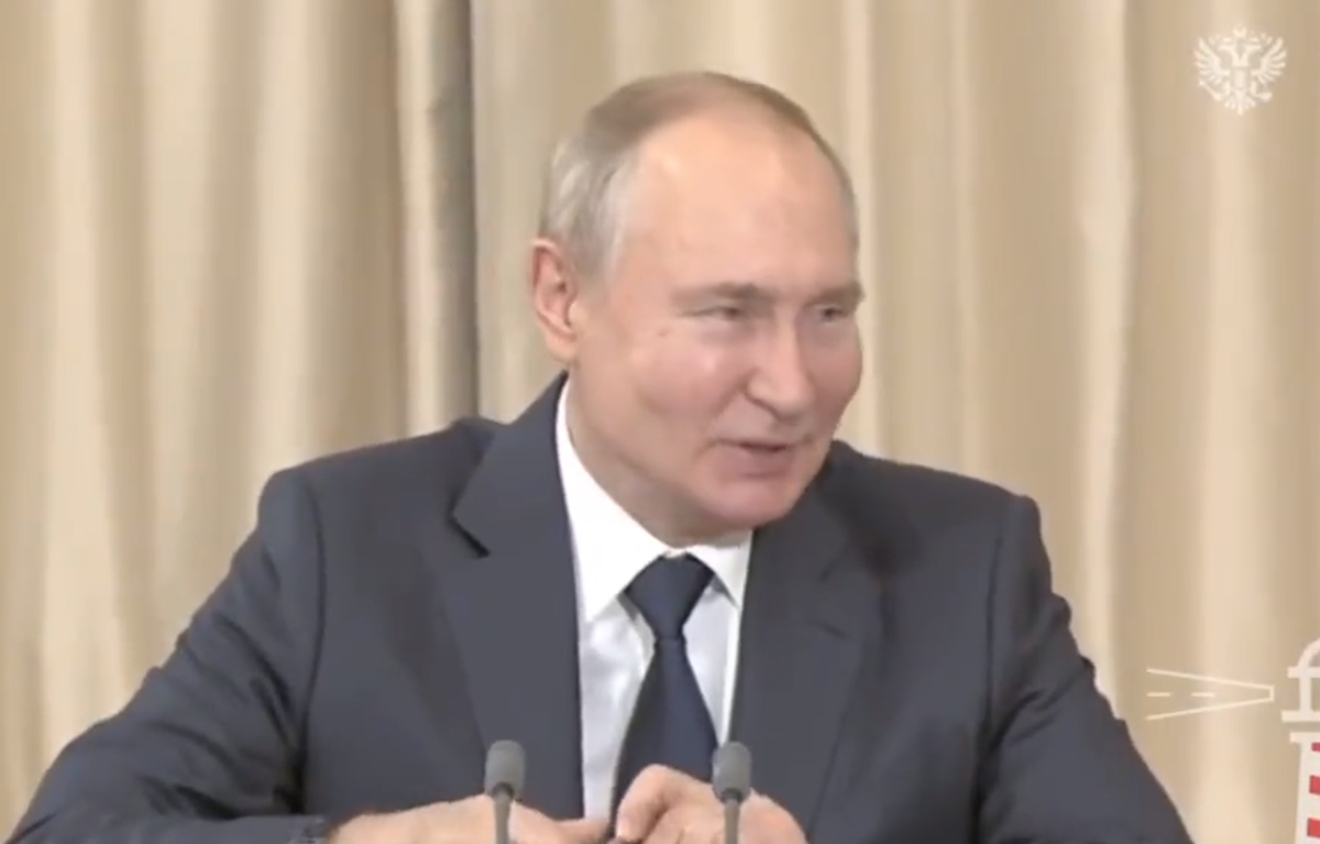 Владимир Путин ще посети Китай за разговори със Си Дзинпин през май