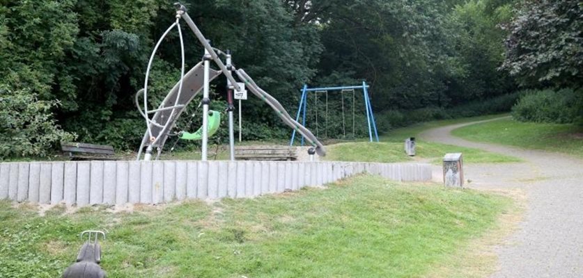 Момичето е изнасилено в храстите зад детска площадка в малкото градче Мюлхайм