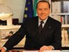 Резиденция на Берлускони, използвана за секс партита, става пресцентър за чужди журналисти