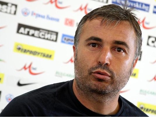 Ясен Петров дебютира с успех като треньор на "Левски". СНИМКА: ПАРСЕХ ШУБАРАЛЯН