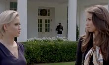 Мария Бакалова дава интервю в Белия дом, запознава се със сина на Тръмп