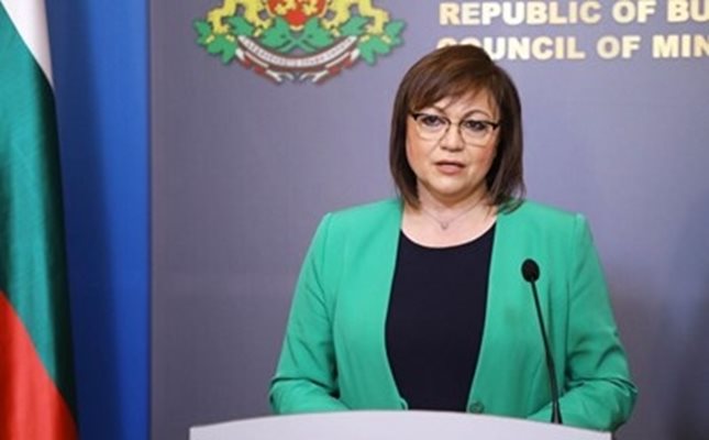Вицепремиерът и икономически министър  Корнелия Нинова