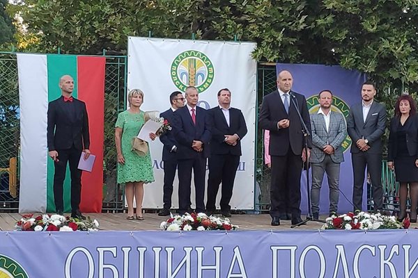 Президентът поздрави жителите на Полски Тръмбеш за юбилея