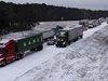 Катастрофа с каравани предизвика 10 км колона от автомобили край Ботевград