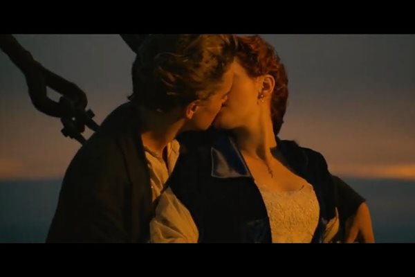 Джак (Леонардо ди Каприо) и Роуз (Кейт Уинслет) в “Титаник”