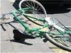 9-годишна колоездачка потроши баба на тротоара