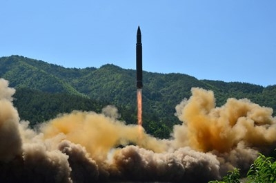 Ново балистична ракета е изстреляна от Северна Корея към Японско море