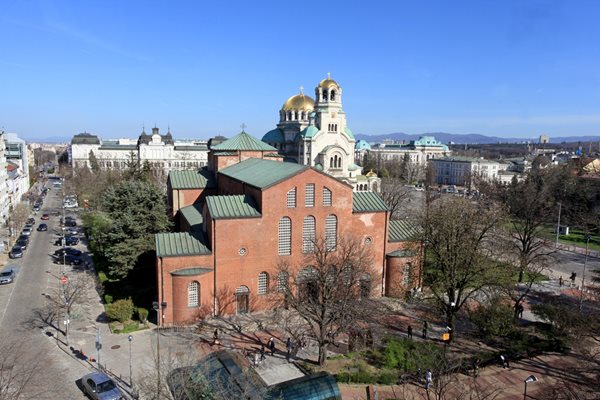 Базиликата "Света София" е свързана с името и с историята на града.