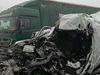 Автобус с българи попадна във верижна катастрофа в Унгария, има 5 загинали (снимки)