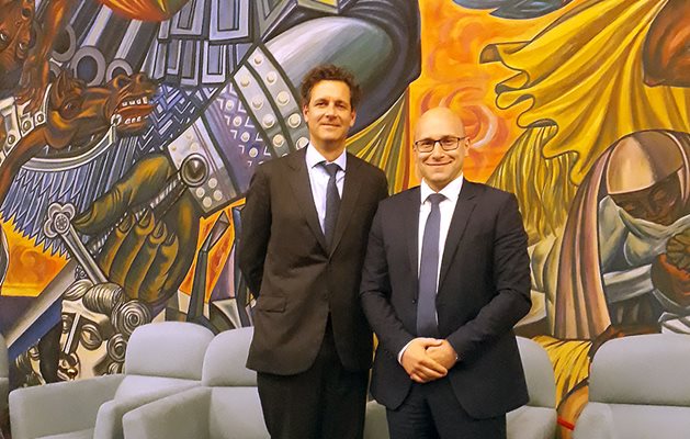 От ляво надясно: Даниел Дрюър, длъжностно лице по защита на данните и ръководител на звеното за защита на данните в Европол и Пламен Славов, DPO на Credissimo