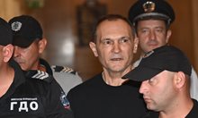 Васил Божков отказва да плати паричната си гаранция от 500 000 лева. Под домашен арест е