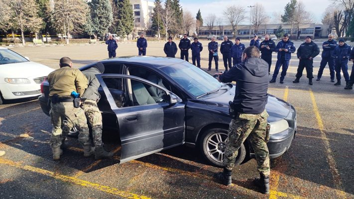 Част от тактическото и практическо обучение на ръководните служители от ОДМВР в страната