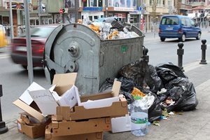 Съставиха актове за мърсене на две дюнерджийници в Пловдив