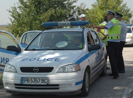 Задържаха четирима пияни и дрогирани шофьори в Пловдивско