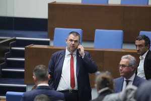 Пеевски: Не желаем да имаме министри в кабинета на ротацията