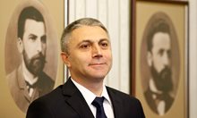 ДПС поиска оставката на шефа на парламента Никола Минчев, не си вършел работата