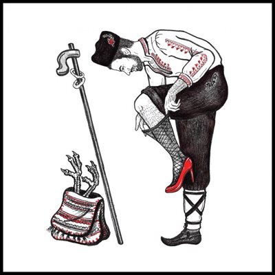 Мъж в народна носия, с токче и чорапогащник