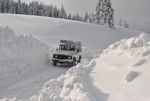 В Мугла трупат храна и свещи от октомври, за да не ги плени зимата