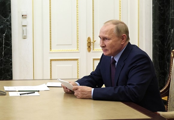 След 7 години в Сирия и 7 месеца в Украйна: Постигна ли Путин целите си?