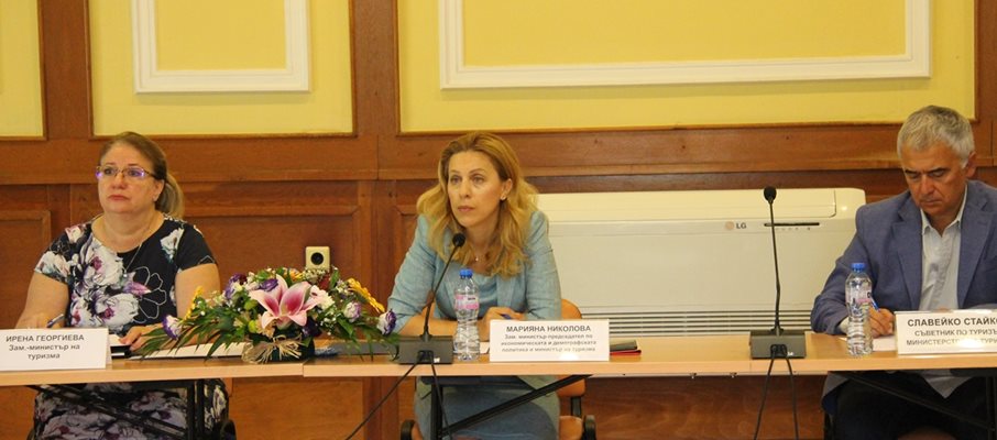 Марияна Николова СНИМКА: Министерството на туризма