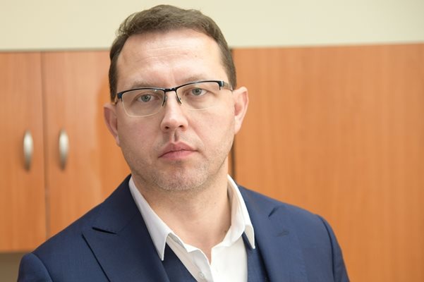 Д-р Благомир Здравков: Без държавно планиране, специализации и добро заплащане България ще е без качествена педиатрия