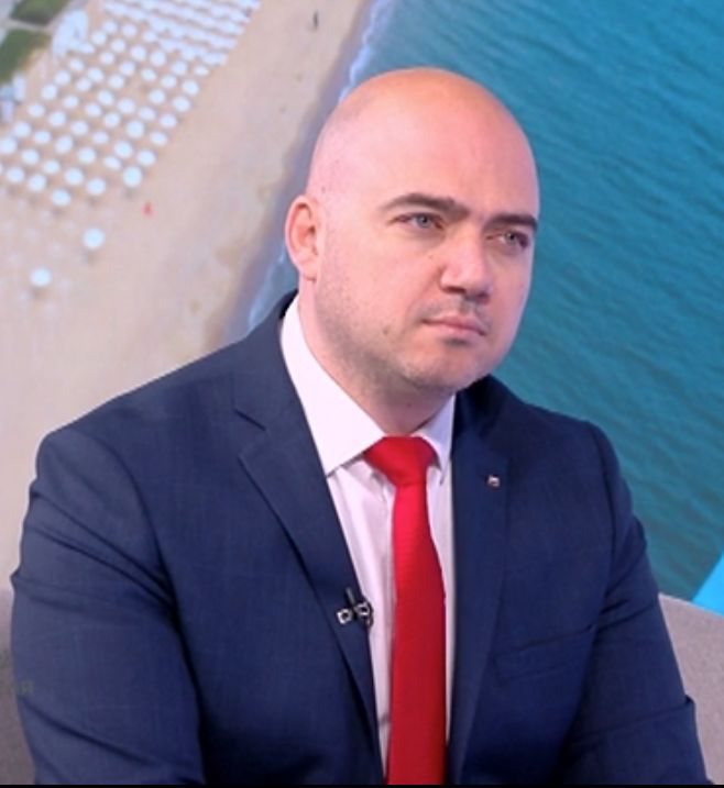 Илин Димитров: По-малко българи са избрали да почиват на Черноморието ни