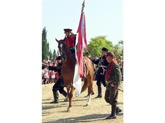 Защитата на Самарското знаме бе един от най-грандиозните спектакли в Стара Загора.