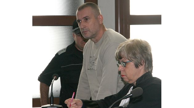 Венцеслав Караджов и адвокатката му Зоя Тошкова в съда по време на съдебните дела