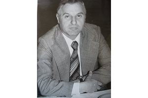Илия Карагонов се пенсионирал на 60-ия си рожден ден - 22 юли 1985 година, като служител на Кореком.