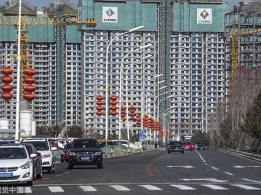 Пекин с мащабни инвестиции в инфраструктурата и жилищното строителство
