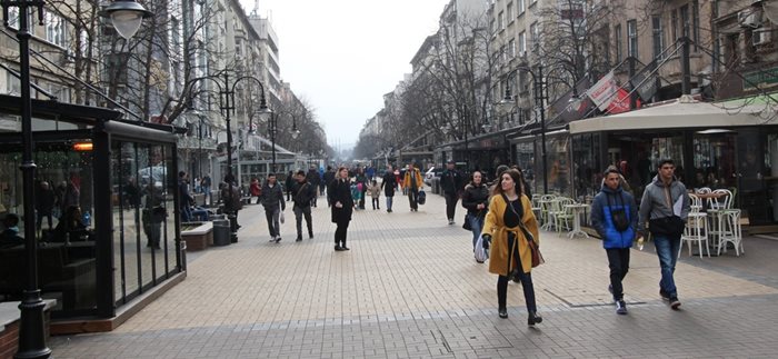 Разликата във възнаграждението между двата пола се е свила до 18%.
СНИМКА: НИКОЛАЙ ЛИТОВ