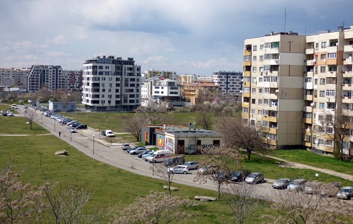 България е напът да стане първа в ЕС по ръст на жилищните цени. 

СНИМКА: РУМЯНА ТОНЕВА