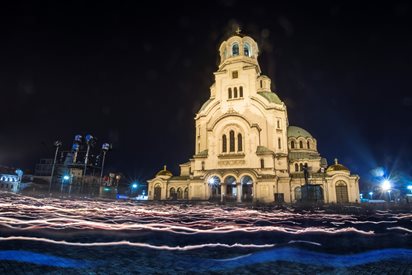 Празнични богослужения по БНТ1, но и българска и световна кинокласика