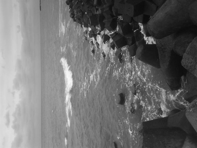 Обожавам морето и затова моята снимка е от Китен.
Симона Здравкова, 14 год., София
[lady__3@abv.bg]