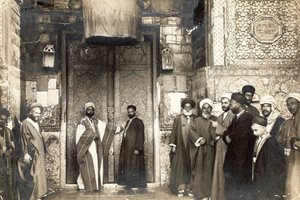 Голямата джамия в Багдад с мюфтии