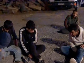 Откриха 62-ма нелегални сирийци в два камиона на ГКПП Калафат